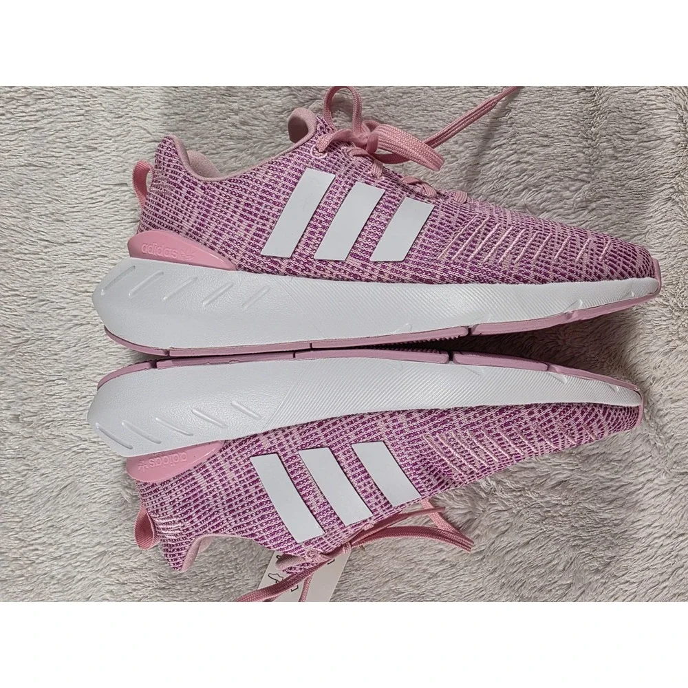 adidas junior sneaker